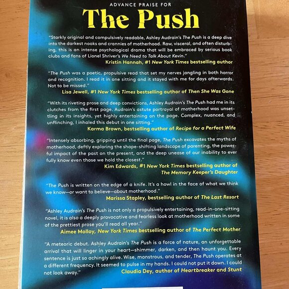 The Push by Ashley Audrain - Picture 2 of 2